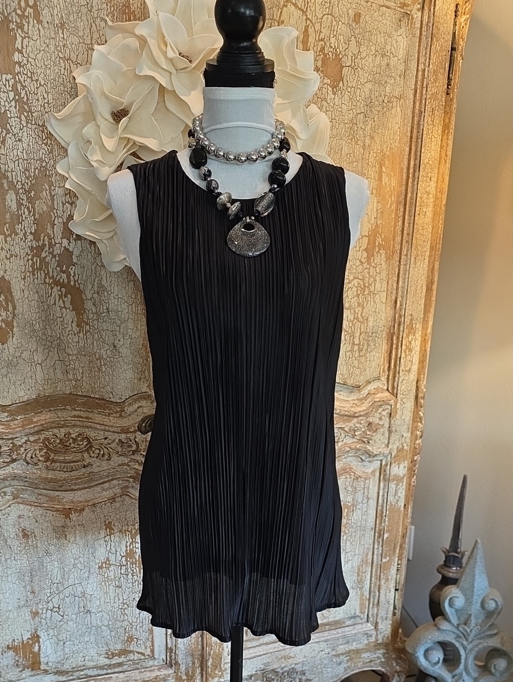 a new day Black Pleated Sleeveless Blouse
